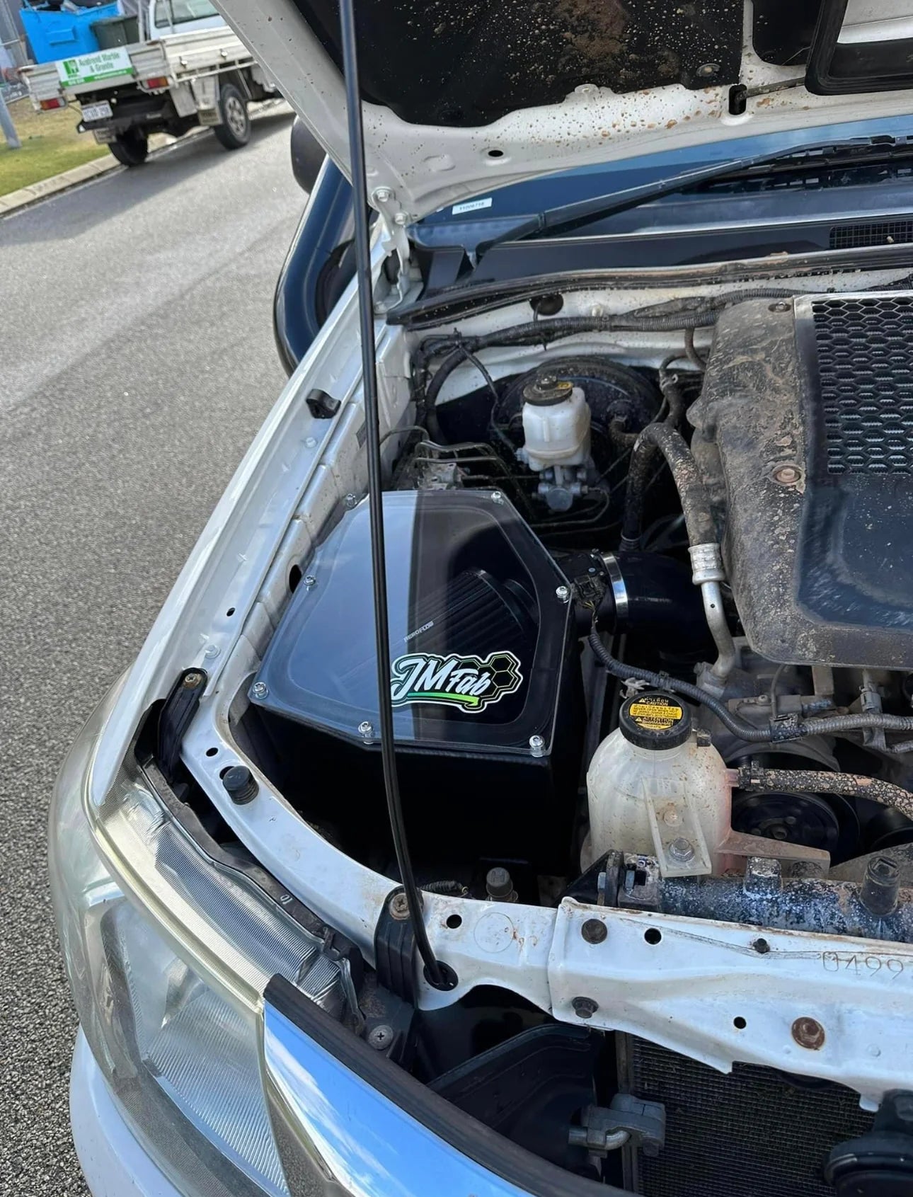 Hilux N70 Airbox